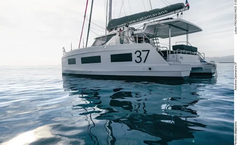 Location Catamaran Aventura 37 – Tomm Eo