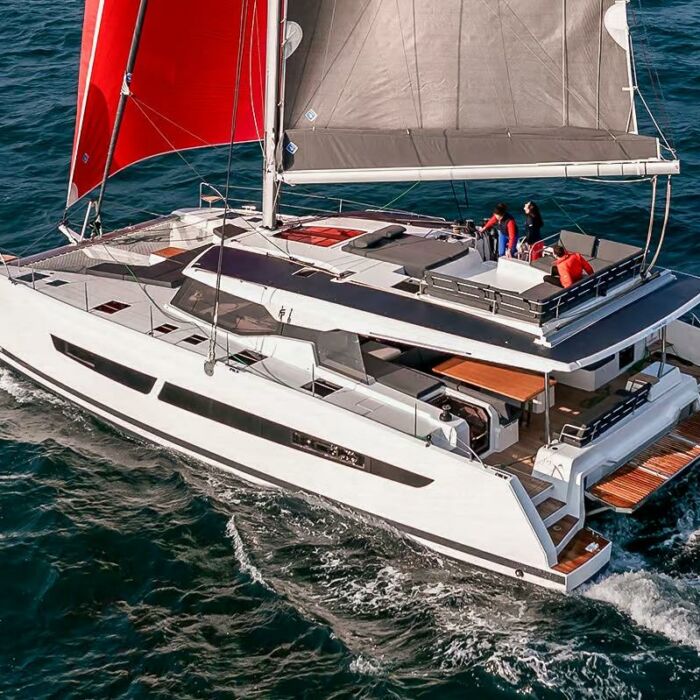 Location Catamaran Fountaine Pajot Aura 51